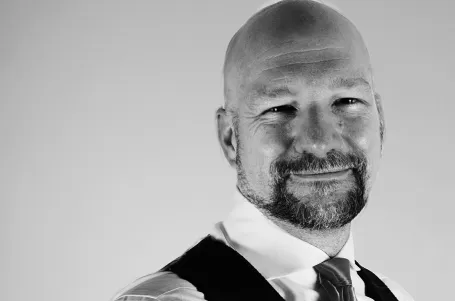 Photograph of Ian Roe